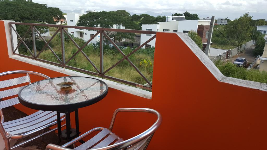 Апартаменты The Impala Mauritius Тру-о-Биш Экстерьер фото